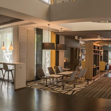 Holiday Inn Munich Unterhaching By Ihg Exterior photo