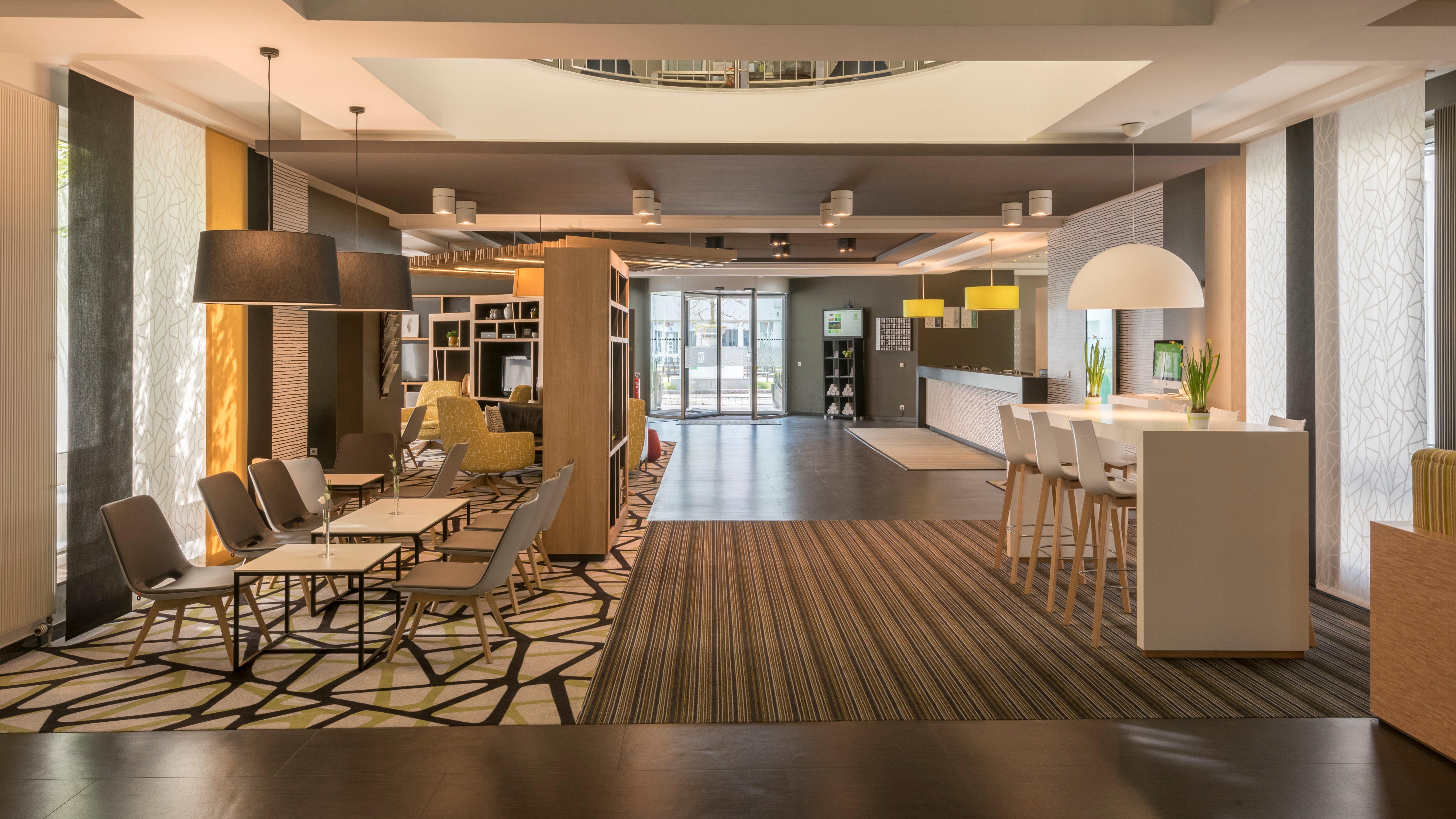 Holiday Inn Munich Unterhaching By Ihg Exterior photo