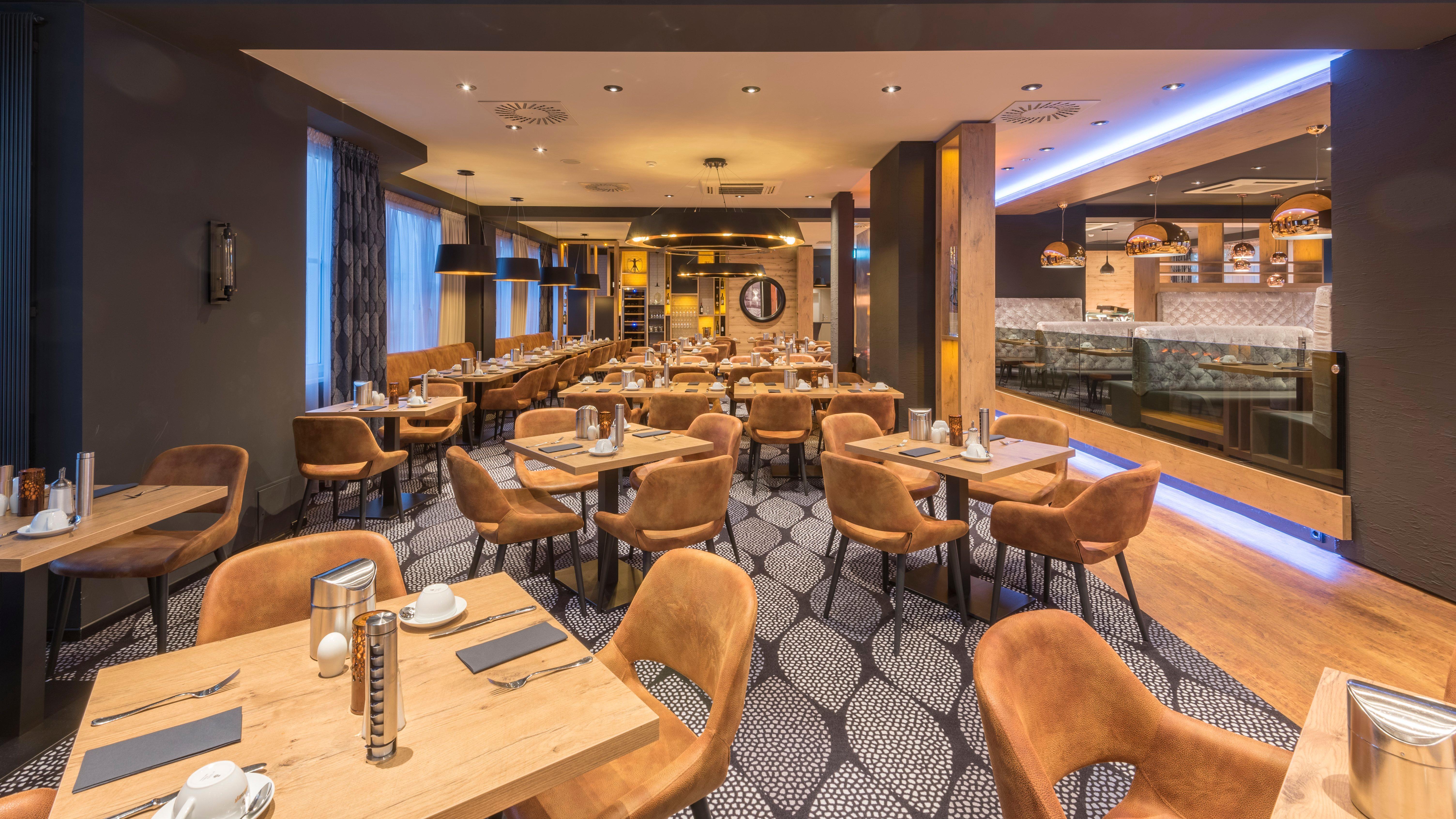 Holiday Inn Munich Unterhaching By Ihg Exterior photo