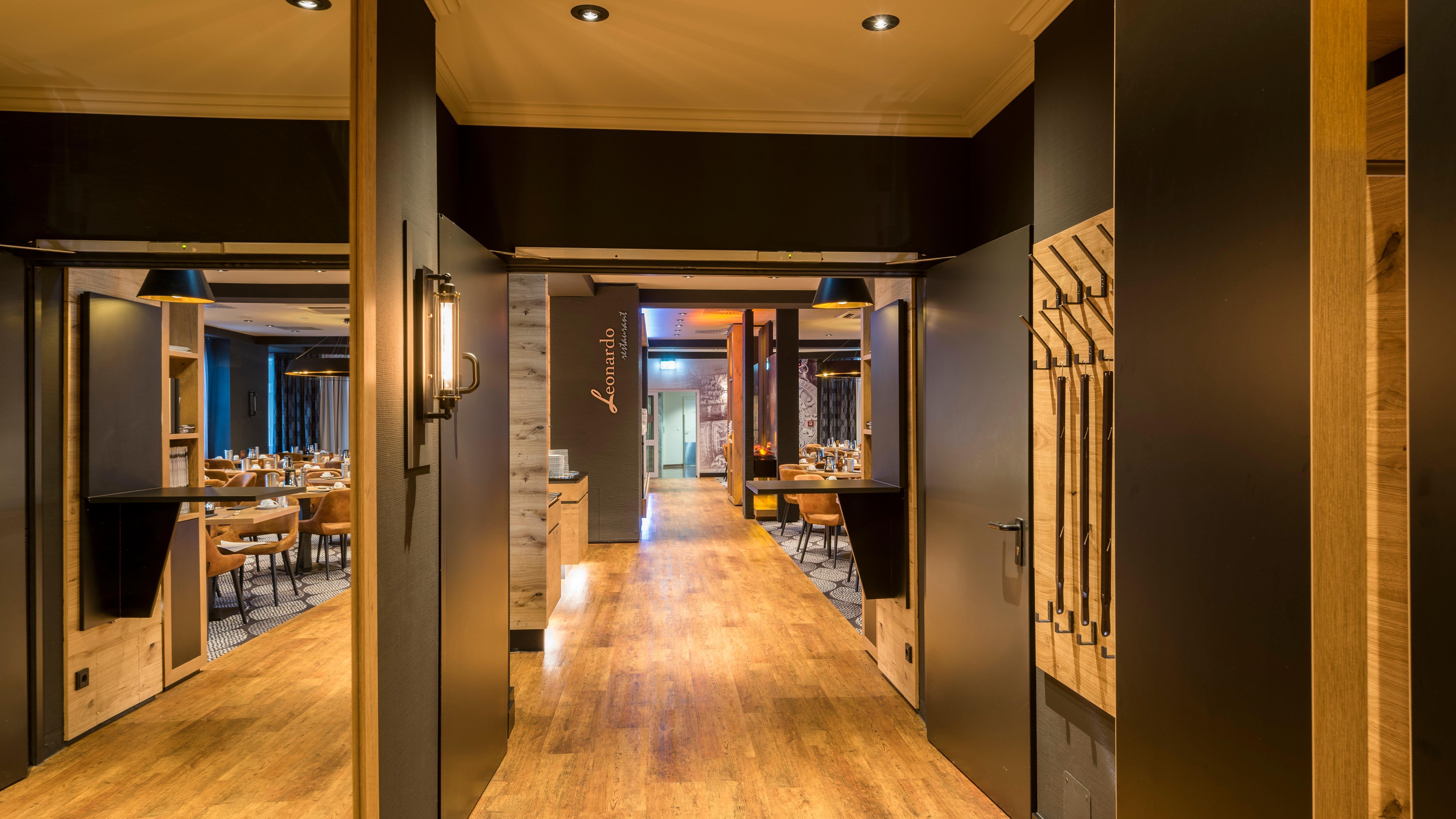 Holiday Inn Munich Unterhaching By Ihg Exterior photo
