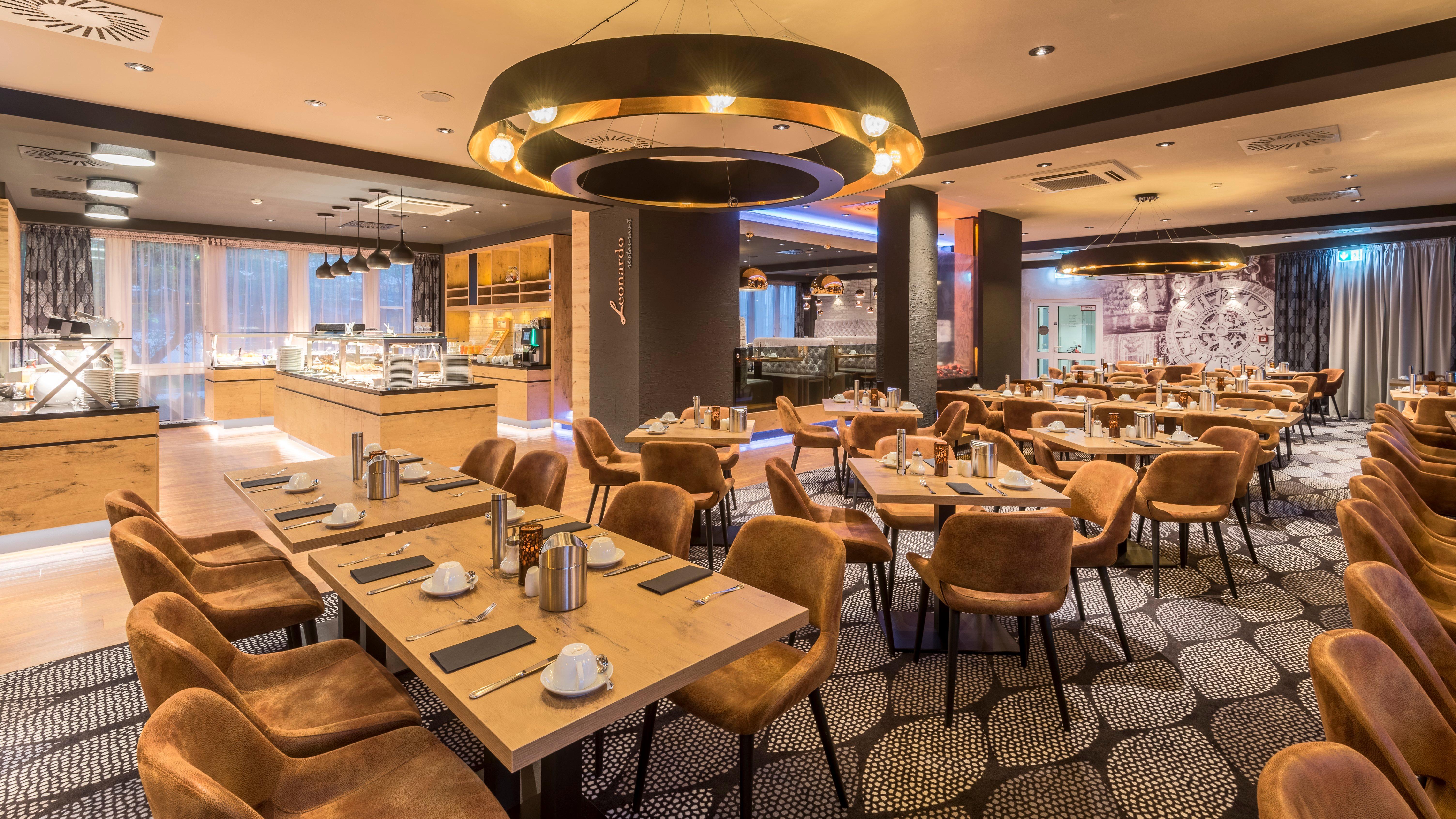 Holiday Inn Munich Unterhaching By Ihg Exterior photo