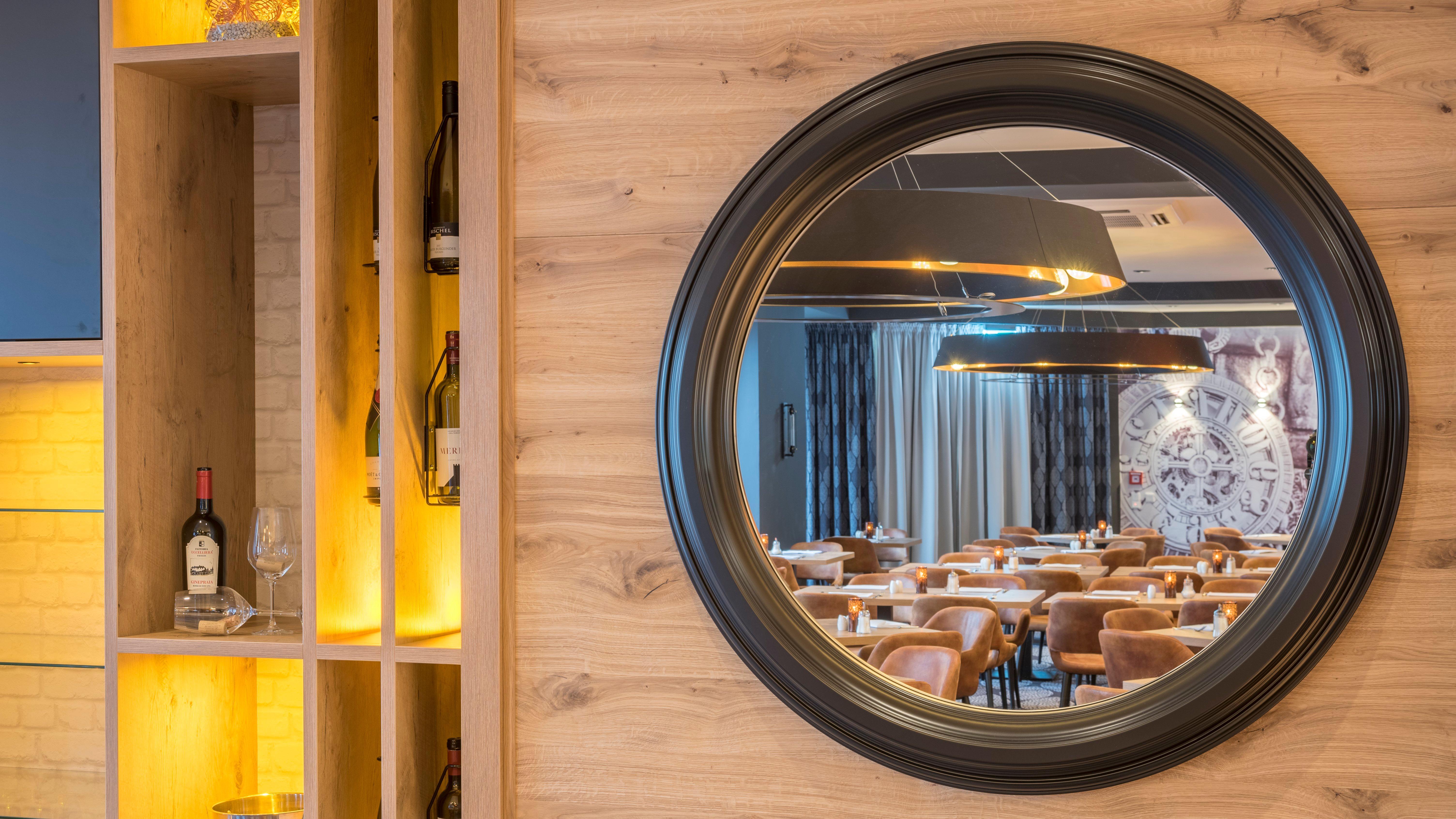 Holiday Inn Munich Unterhaching By Ihg Exterior photo