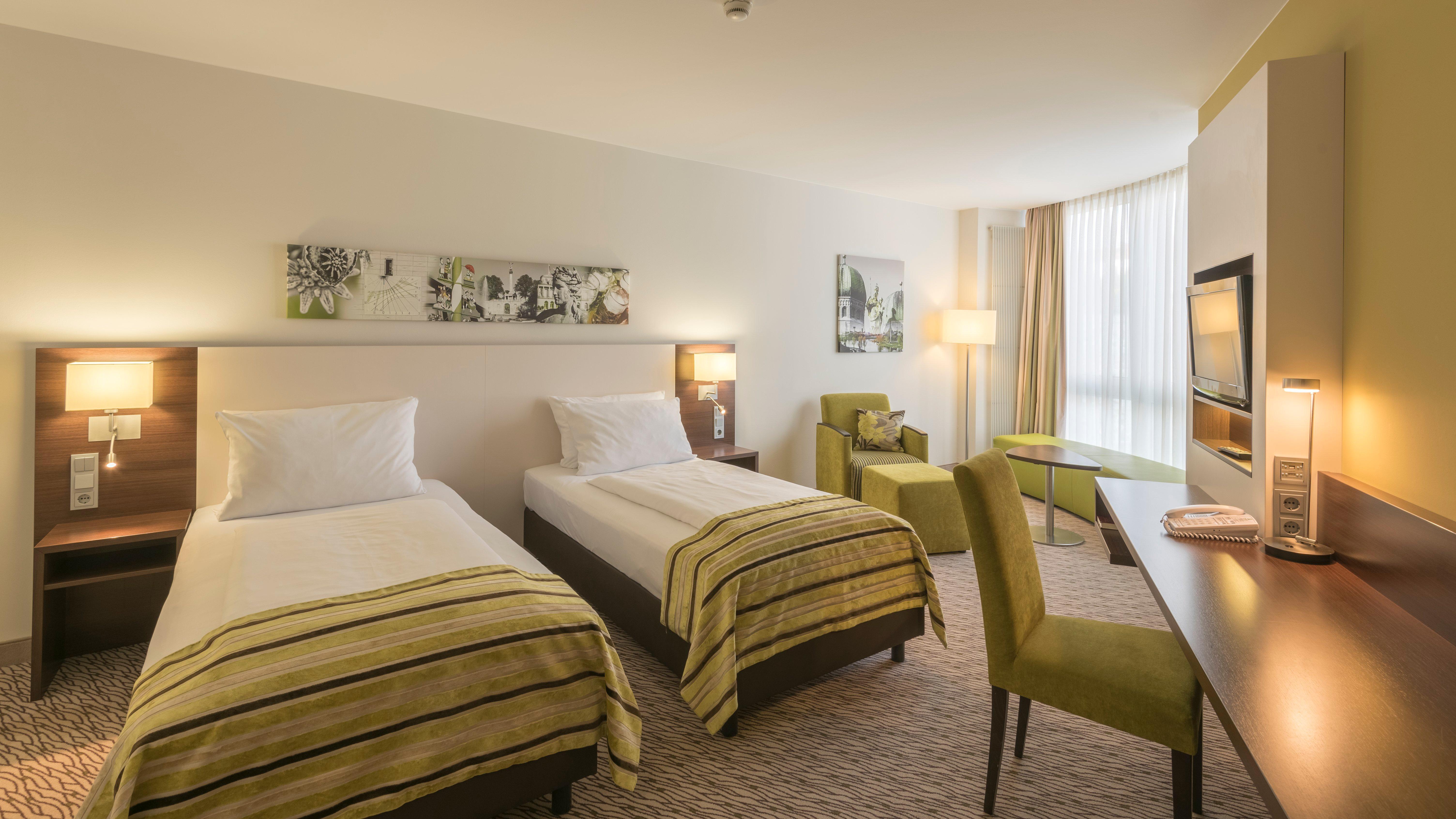 Holiday Inn Munich Unterhaching By Ihg Exterior photo