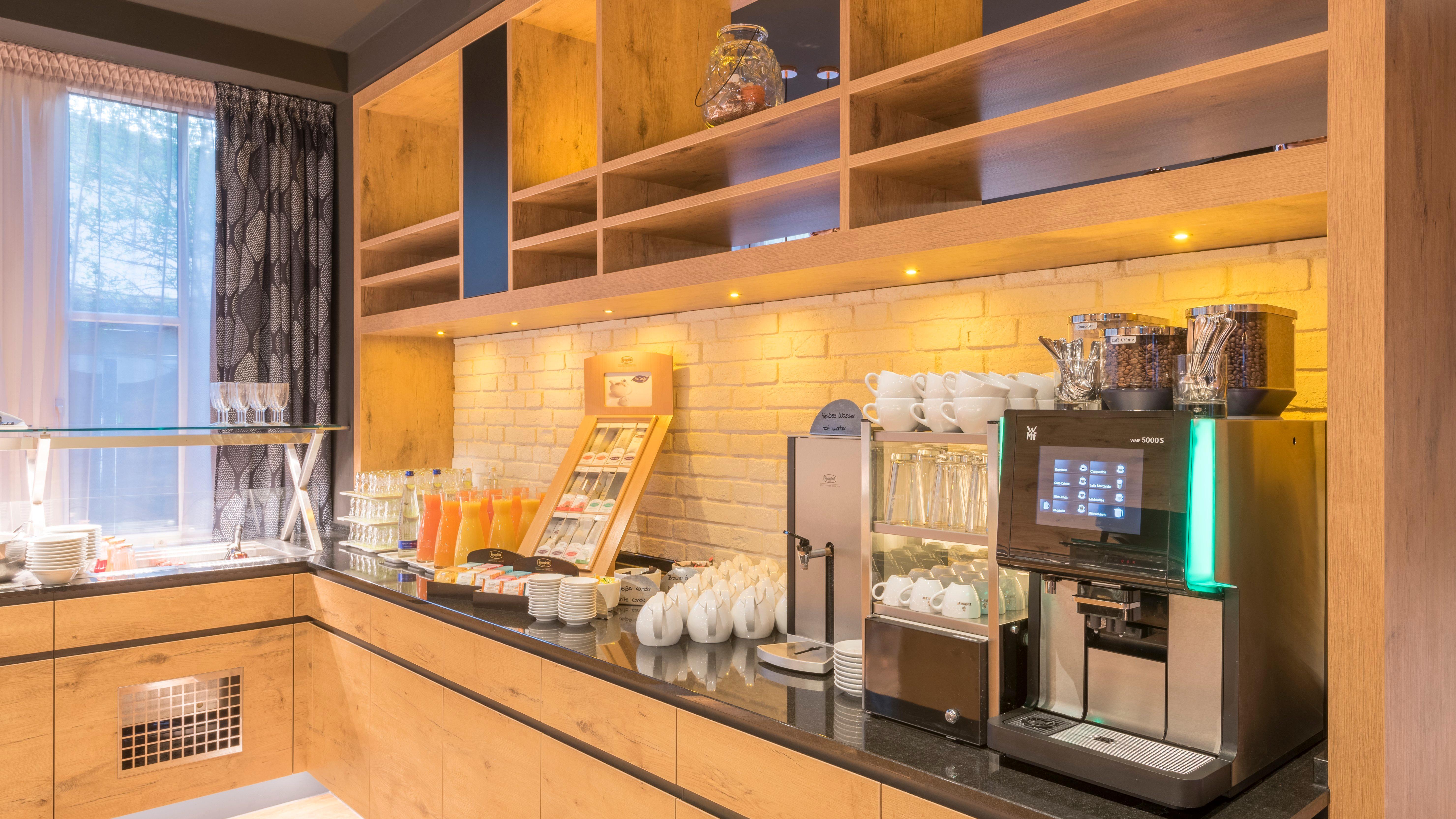 Holiday Inn Munich Unterhaching By Ihg Exterior photo
