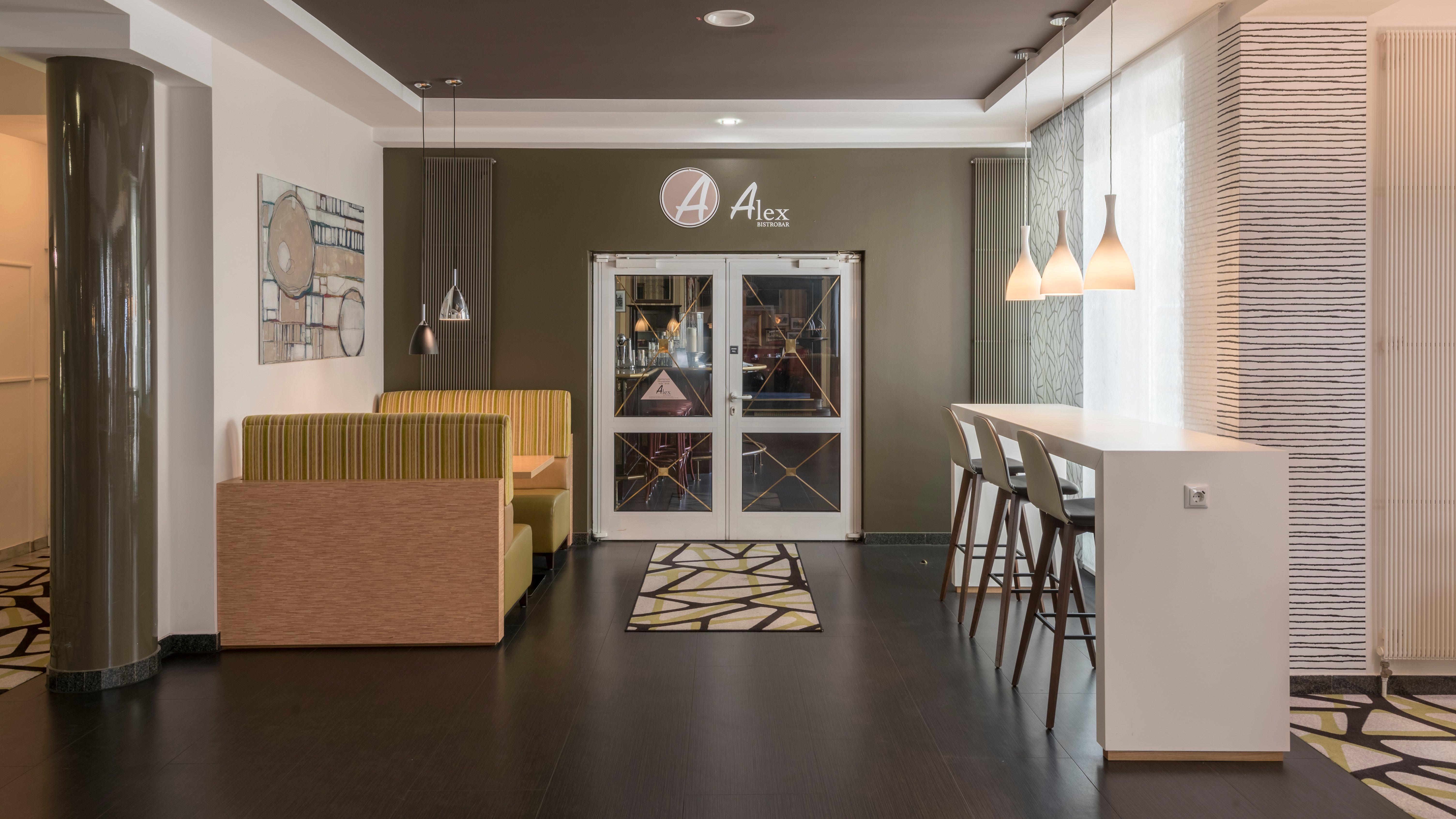 Holiday Inn Munich Unterhaching By Ihg Exterior photo